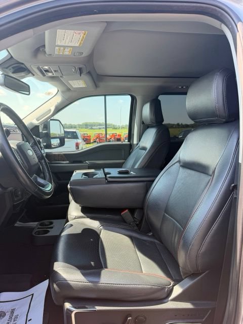 Used 2024 Ford F250 Lariat w/ Sport Appearance Package AWD/4WD image 10