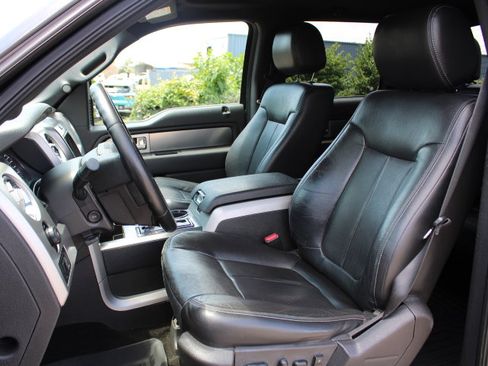 Used 2014 Ford F150 FX4 w/ Equipment Group 402A Luxury AWD/4WD image 19