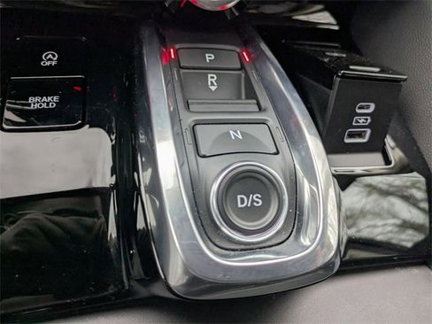 Certified 2026 Acura MDX SH-AWD image 16