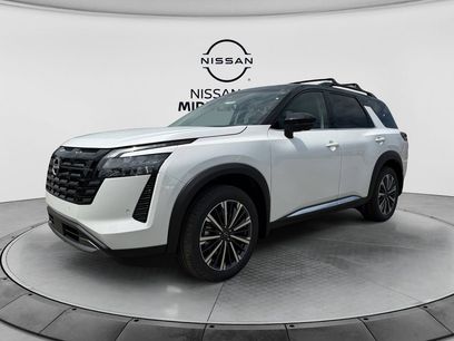 New 2026 Nissan Pathfinder Platinum w/ Accent Package