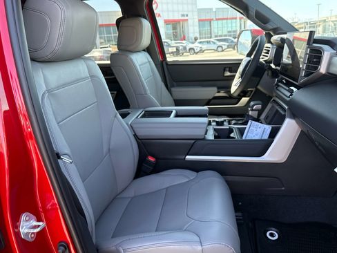 New 2026 Toyota Tundra Limited AWD/4WD image 14
