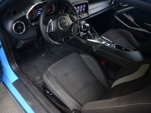 Used 2023 Chevrolet Camaro LT w/ Technology Package RWD image 2