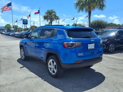 Used 2024 Jeep Compass Latitude AWD/4WD image 23