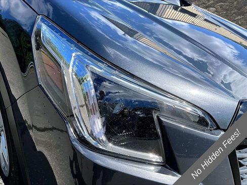 Used 2023 Subaru Forester AWD/4WD image 25