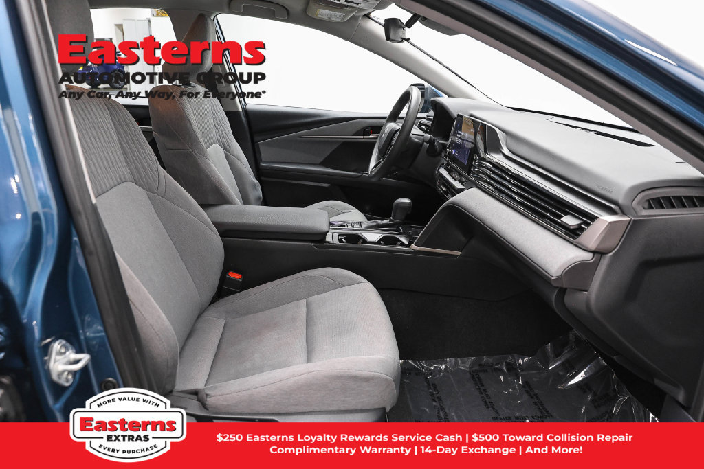 Used 2025 Toyota Camry LE FWD image 24