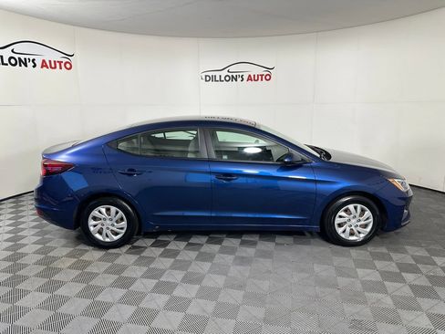 Used 2020 Hyundai Elantra SE FWD image 8