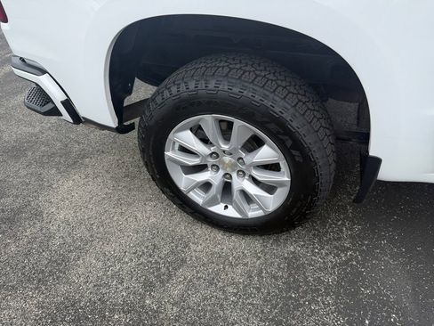 Certified 2022 Chevrolet Silverado 1500 Custom AWD/4WD image 29