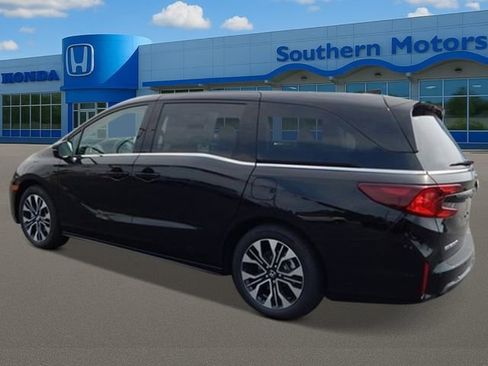 New 2026 Honda Odyssey Elite image 3