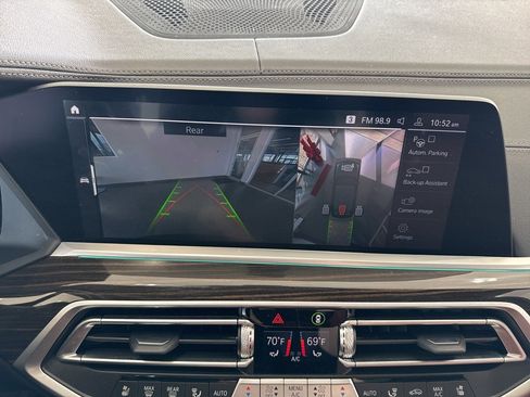 Used 2023 BMW X5 M50i w/ Executive Package image 27