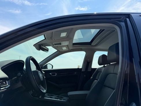 Used 2024 Honda Civic Touring image 23