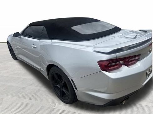 Used 2019 Chevrolet Camaro LT RWD image 3