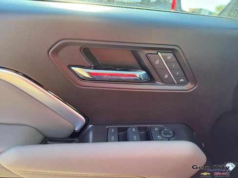 Used 2024 Chevrolet Colorado ZR2 w/ ZR2 Bison Edition image 29