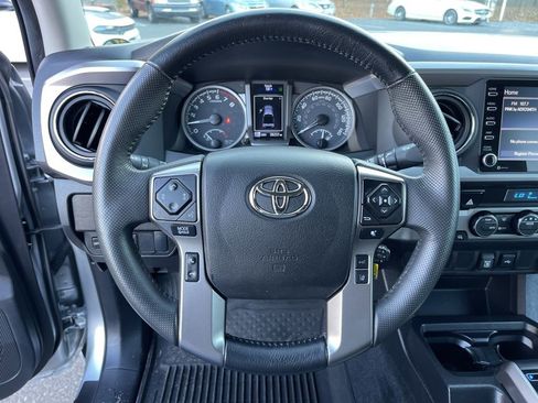 Used 2022 Toyota Tacoma SR5 image 16