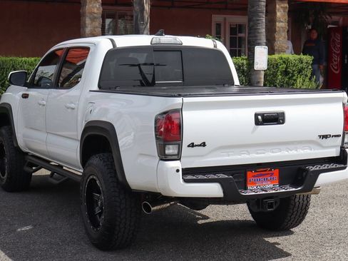 Used 2017 Toyota Tacoma TRD Pro AWD/4WD image 6