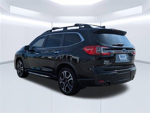 Used 2023 Subaru Ascent Touring image 7