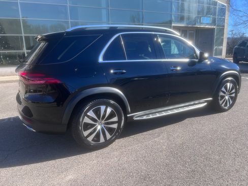 Used 2024 Mercedes-Benz GLE 450 4MATIC image 4