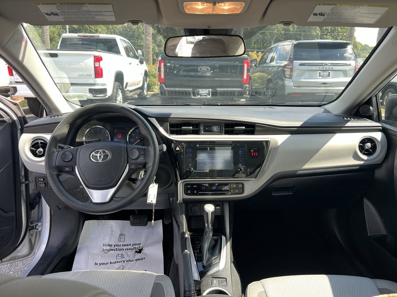 Used 2018 Toyota Corolla LE FWD image 31