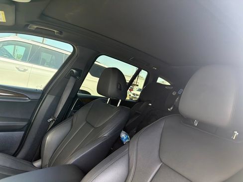 Used 2019 BMW X3 sDrive30i w/ Premium Package RWD image 4