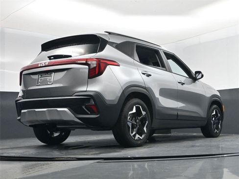 New 2026 Kia Seltos S image 27