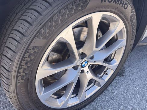 Used 2024 BMW X5 xDrive40i AWD/4WD image 10