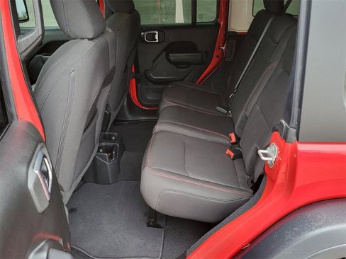 Used 2023 Jeep Wrangler Unlimited Rubicon w/ Cold Weather Group image 13