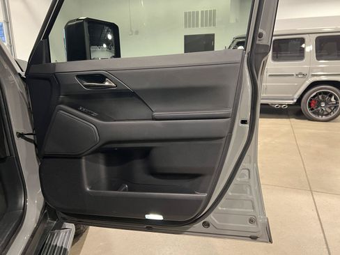 Used 2024 Lexus GX 550 w/ Cold Area Package AWD/4WD image 48