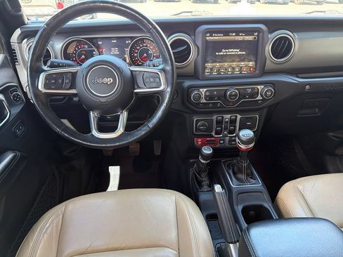 Used 2018 Jeep Wrangler Unlimited Rubicon AWD/4WD image 48