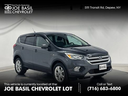 Used 2019 Ford Escape SE AWD/4WD image 1