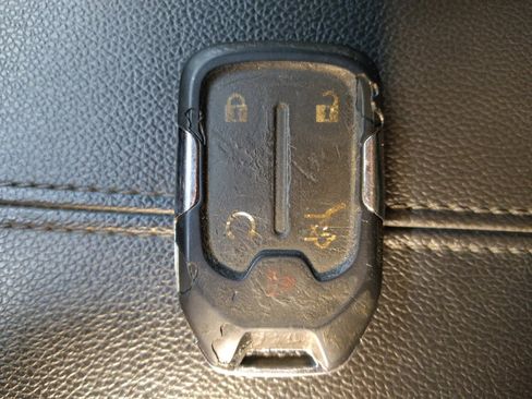 Used 2020 GMC Terrain SLT w/ Preferred Package image 32