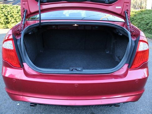 Used 2010 Ford Fusion SEL image 16