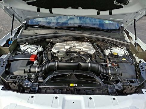 Used 2021 Jaguar F-PACE SVR image 31