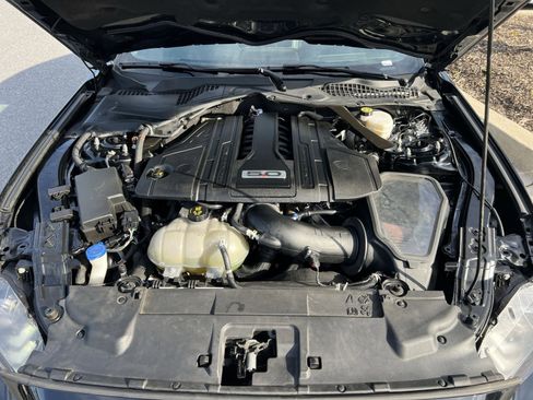 Used 2022 Ford Mustang GT Premium w/ Equipment Group 401A RWD image 27