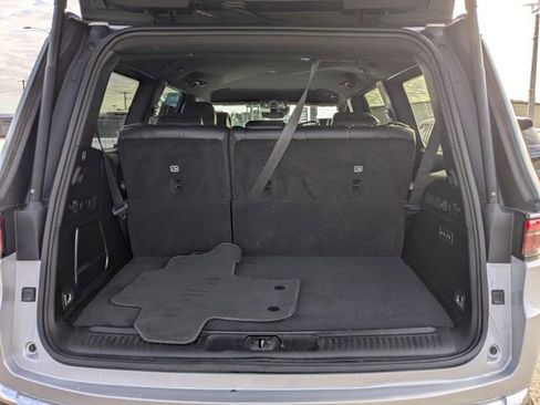 Used 2022 Jeep Wagoneer Series III image 11