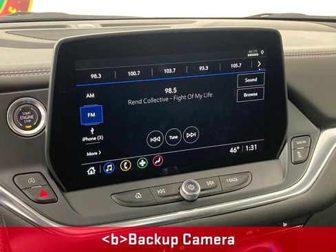 Used 2025 Chevrolet Blazer LT image 3