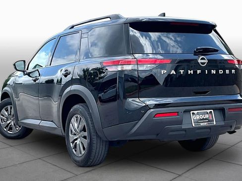 Certified 2025 Nissan Pathfinder SV FWD image 12