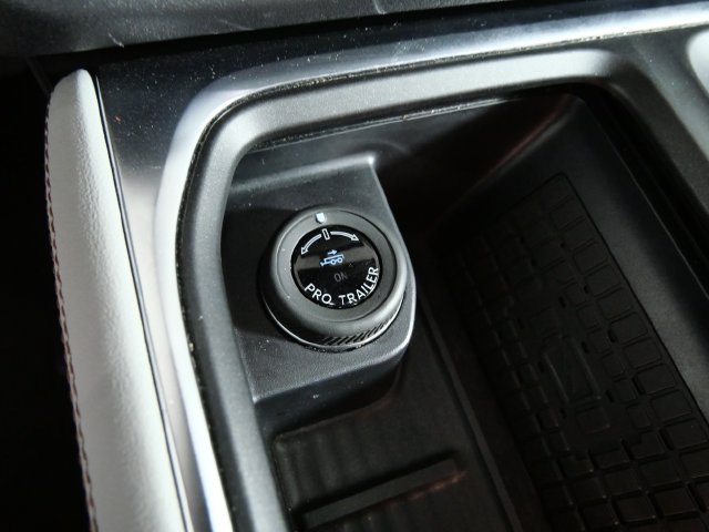 Certified 2025 Ford Expedition Active AWD/4WD image 28