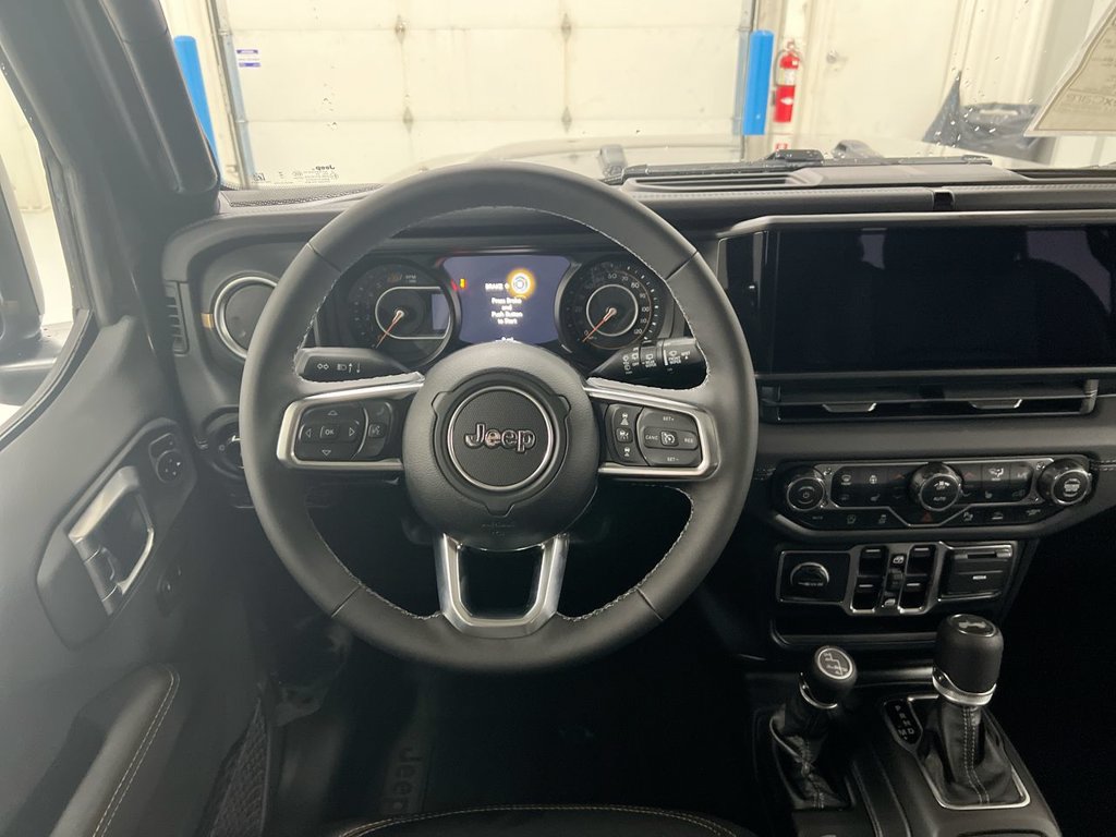 New 2026 Jeep Wrangler Unlimited Sahara AWD/4WD image 11