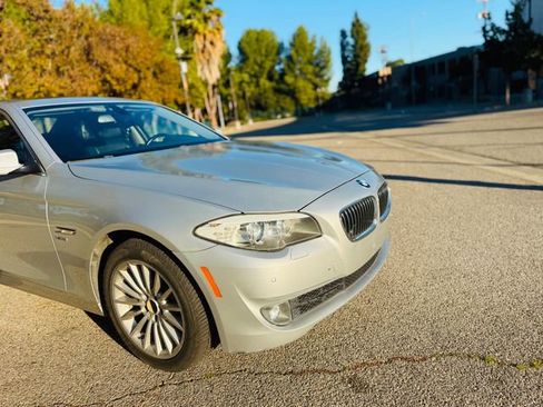 Used 2011 BMW 535i xDrive Sedan image 8