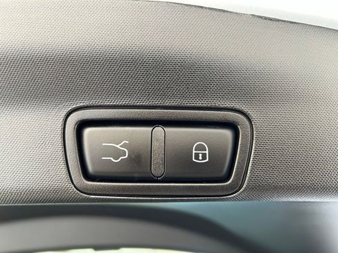 New 2025 Alfa Romeo Stelvio Sprint w/ Convenience Package image 7