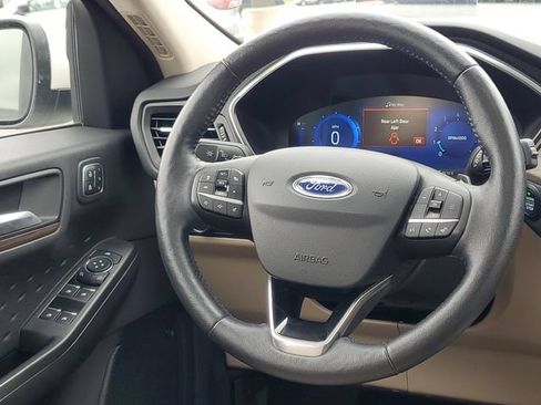 Used 2020 Ford Escape Titanium w/ Titanium Premium Package 2.0 AWD/4WD image 34