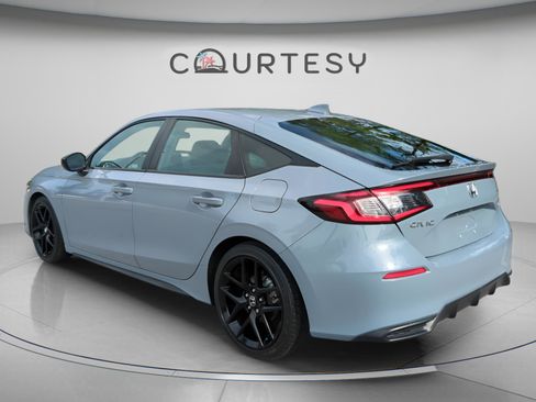 Used 2023 Honda Civic Sport image 5