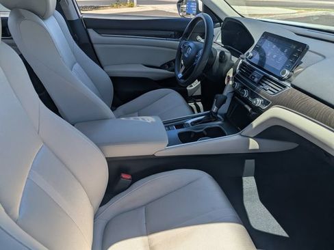 Certified 2020 Honda Accord EX image 11