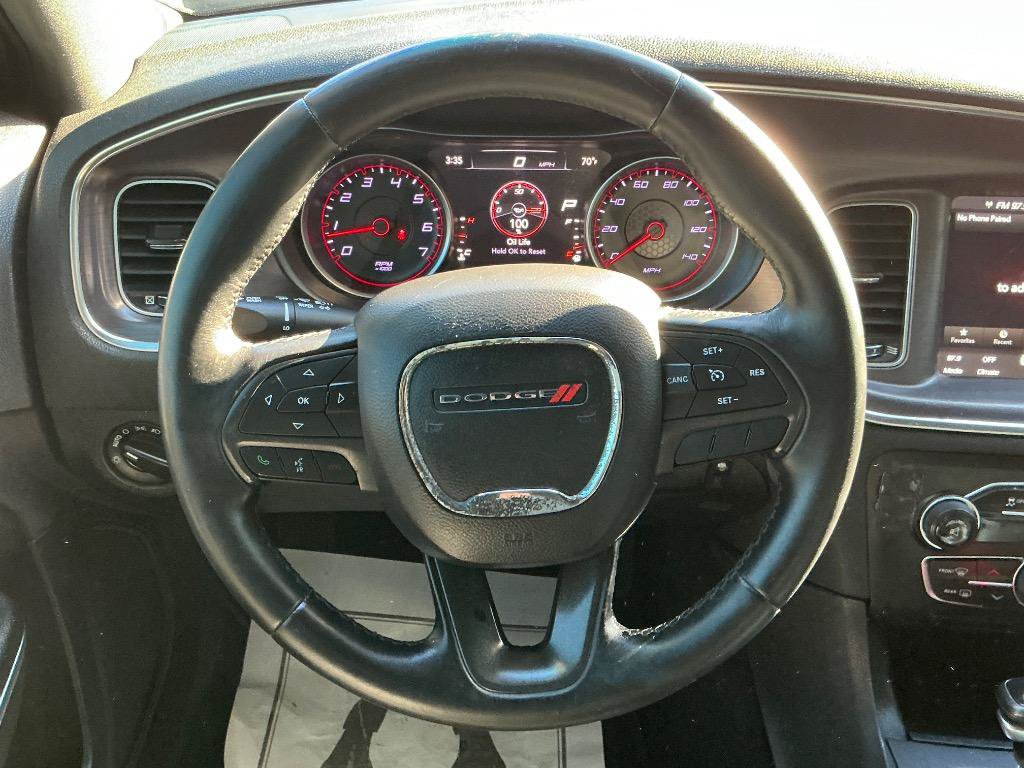 Used 2015 Dodge Charger SE w/ Sport Appearance Group RWD image 17