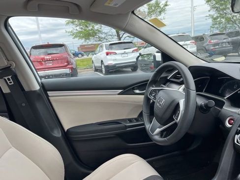 Used 2017 Honda Civic EX image 33