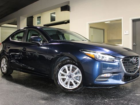 Used 2018 MAZDA MAZDA3 Sport w/ Preferred Equipment Package FWD image 38
