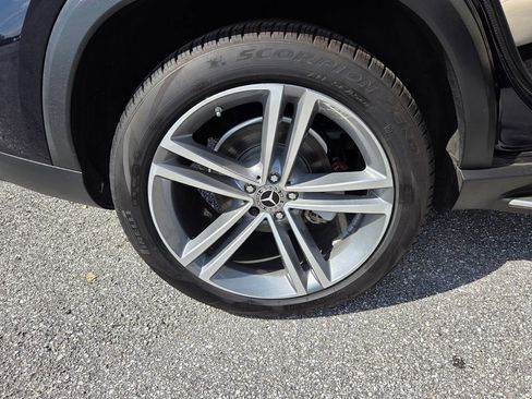 Used 2022 Mercedes-Benz GLE 350 4MATIC image 14