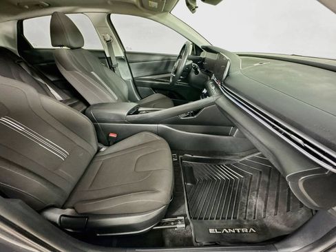 Used 2024 Hyundai Elantra SEL w/ Convenience Package FWD image 35