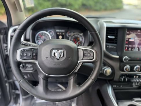 Used 2019 RAM 1500 Big Horn AWD/4WD image 14