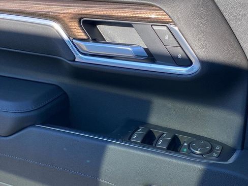 New 2026 Chevrolet Silverado 1500 LT w/ Z71 Off-Road Package image 20