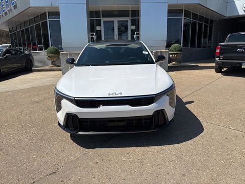 New 2026 Kia K4 GT-Line FWD image 2